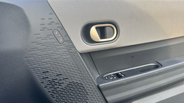 MINI Cooper 1.5 C Exclusive 3dr Auto Petrol Hatchback